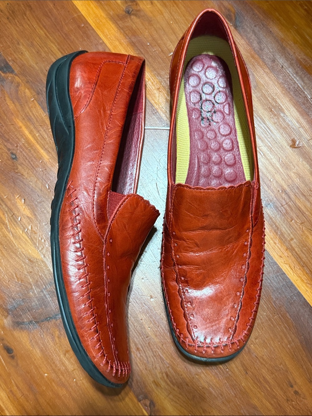 Walking Cradles “Elites” | Brick Red Leather Slip-On Loafers